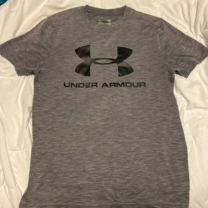 Under Armor Athletic T shirt